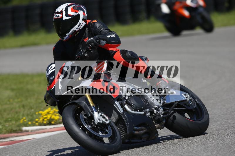 /Archiv-2024/29 12.06.2024 MOTO.CH Track Day ADR/Gruppe blau/42